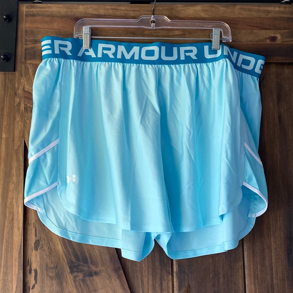 NWOT Under Armour athletic shorts